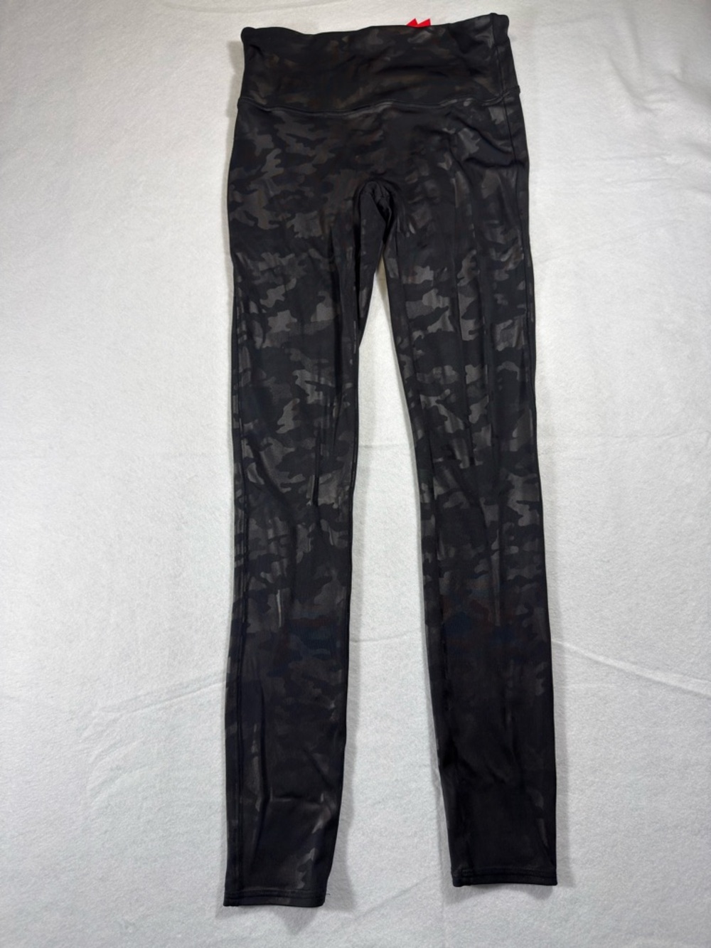 Spanx Leggings Faux Leather High Rise Camo Black Size M - Picture 2 of 6